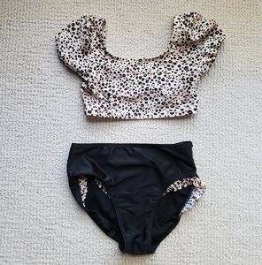 Cat & Jack Two Piece Swimsuit❤👙❤